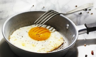如何用一个鸡蛋制作多个荷包蛋（如何用一个鸡蛋制作多个荷包蛋呢）