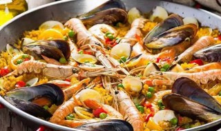 西班牙海鲜烩饭的做法（西班牙海鲜烩饭的做法放芝士吗）
