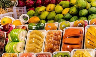 水果属于生冷食物吗 水果属于生冷食物吗,吃中药能吃吗