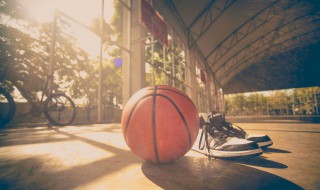 篮球磨合是什么意思?怎么选择适合自己的篮球 关于篮球磨合的介绍