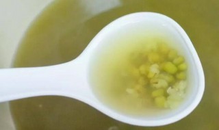 为什么煮出来的绿豆汤有红色的也有绿色的 煮出来的绿豆汤有红色的也有绿色的原因
