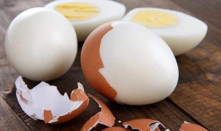 水煮蛋破壳的原因 水煮蛋为什么会破壳