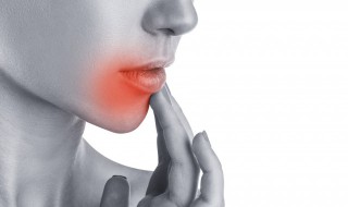 喉咙老是有痰是什么原因（小朋友喉咙老是有痰是什么原因）