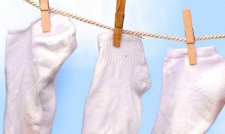 白色的丝袜不用洗怎么干净（白色丝袜染色去除小窍门）