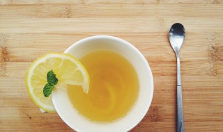 蜂蜜柠檬水减肥法 蜂蜜柠檬水减肥法怎么吃