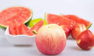 桃子和西瓜能一起吃吗 桃子和西瓜能一起吃吗会拉肚子吗