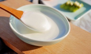 酸奶功效与作用是什么 酸奶的功效与作用禁忌人群