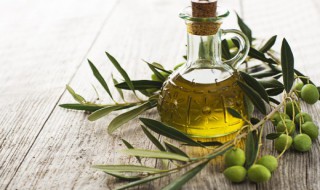 关于橄榄油炒菜你需要知道的一些事 关于橄榄油炒菜你需要知道的一些事情
