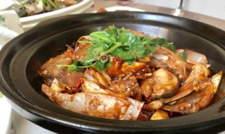 啫啫鱼头煲的做法 粤菜啫啫鱼头煲的做法