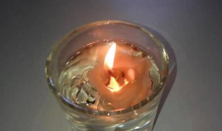 蜡烛放在水里为什么不会灭 蜡烛放在水里为什么不会灭绝