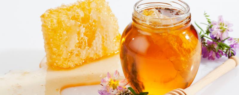假蜂蜜，具体有哪些 市场上的假蜂蜜是什么做的