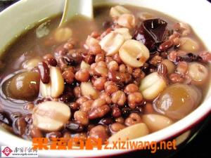 赤小豆粥（黑米赤小豆粥）