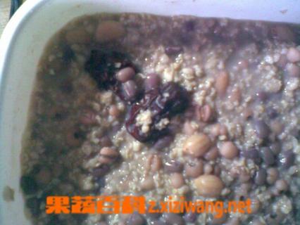 红豆薏米燕麦粥做法 红豆燕麦米粥的做法