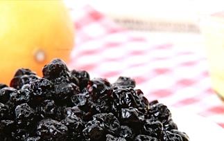 蓝莓果干的营养价值和吃法 蓝莓果干的功效