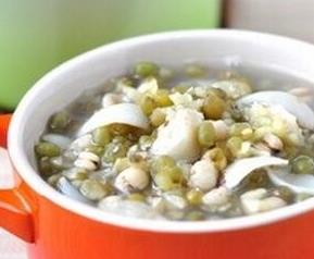 薏仁绿豆汤的做法和功效作用 薏仁绿豆汤的做法和功效作用禁忌
