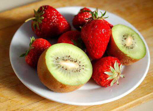 富含维c的水果有哪些 富含维C的水果有哪些