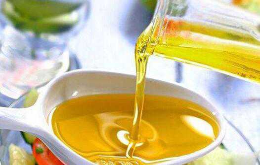 花生油与葵花籽油对比（葵花籽油和花生油对比）
