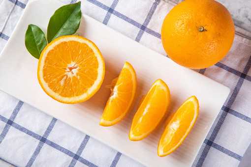 橙子怎么挑选好的甜的（怎么样挑橙子比较甜）