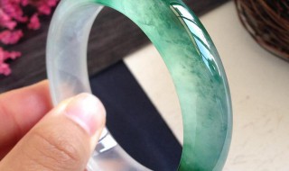 翡翠挂件玻璃种 高端玻璃种翡翠极品挂件极品中极品