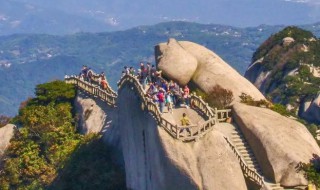 天柱山与衡山相比那个更值得一游（天柱山和九华山哪个好玩）