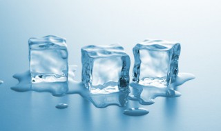冰格里的冰怎么取出来（冰格冰块怎么取出来）