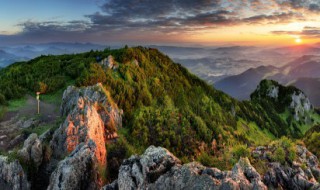 钟山在哪里个地方 钟山是在哪个地方