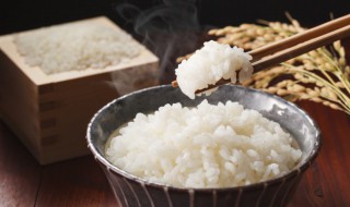 大米饭怎么样蒸出来又香又好吃（怎样蒸出来的米饭又香又好吃）