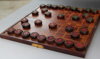 怎么玩象棋入门教学 象棋怎么玩新手教学