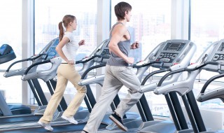 健身房怎样选择有氧运动器材 健身房器材是无氧运动还是有氧运动