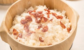 木桶蒸米饭的做法（木桶蒸米饭的步骤）