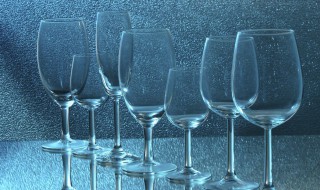 第一次使用的玻璃杯如何清洗 第一次使用的玻璃杯怎么清洗