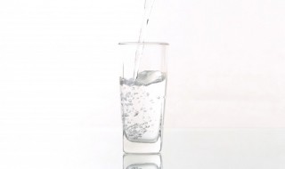 第一次使用的玻璃杯怎么清洗 玻璃杯第一次用要怎么清洗才能干净