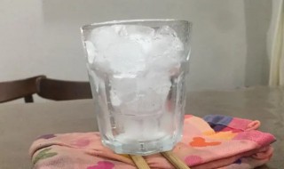 玻璃杯能放冰箱冷冻吗（玻璃杯能不能放冷冻）