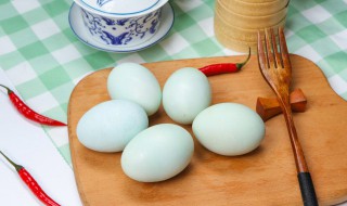 大咸鸭蛋煮几分钟能熟 咸鸭蛋煮多久能熟