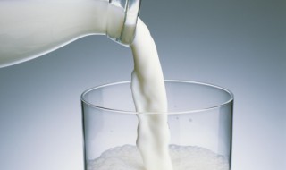 牛奶没喝完能放冰箱吗 没喝完的牛奶可以放冰箱保存吗