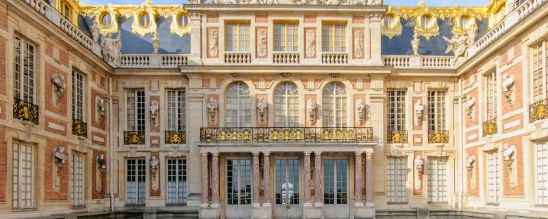 凡尔赛宫建于哪个时期 凡尔赛宫建于哪个时期路易