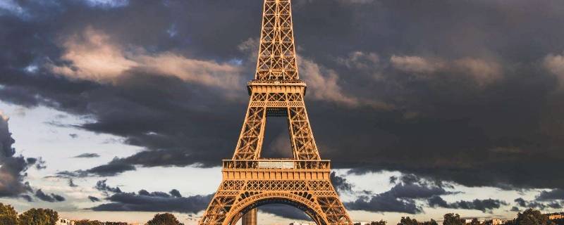 埃菲尔铁塔建于哪一年（法国巴黎埃菲尔铁塔建于哪一年）