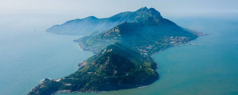 灵山岛在哪个城市 灵山在哪里个城市