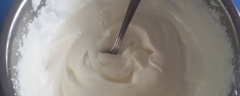 淡奶油是怎么做出来的 淡奶油是用什么做成的