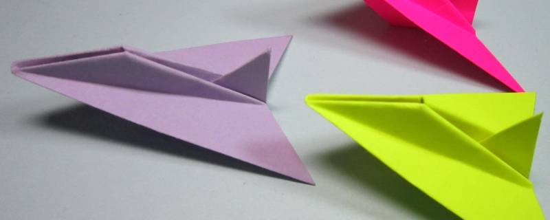 怎么叠纸飞机 怎么叠纸飞机飞得远又速度快