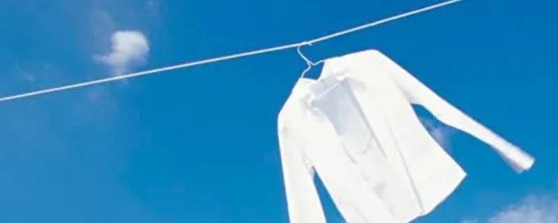 白色衬衣被染色了怎么快速洗白 白色衬衣被染色了怎么快速洗白衣服