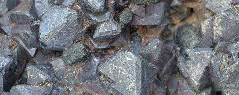 铁矿石是纯净物还是混合物 金属矿物是纯净物还是混合物