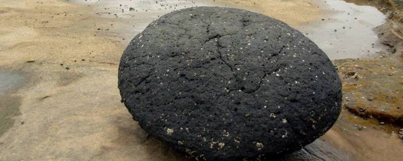 火山蛋是什么石头 火山蛋石头里面有什么