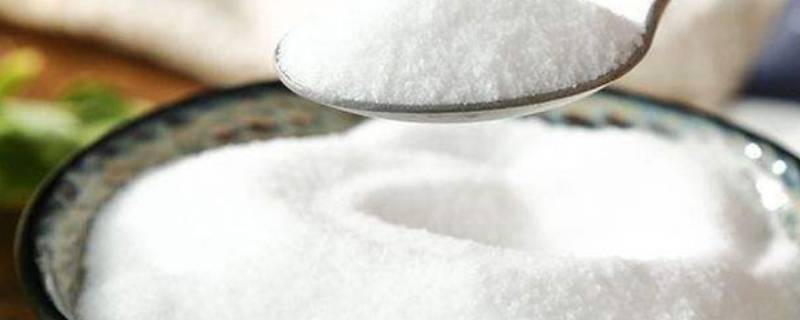 精制盐和食用盐区别 精制盐和食用盐区别哪种更好