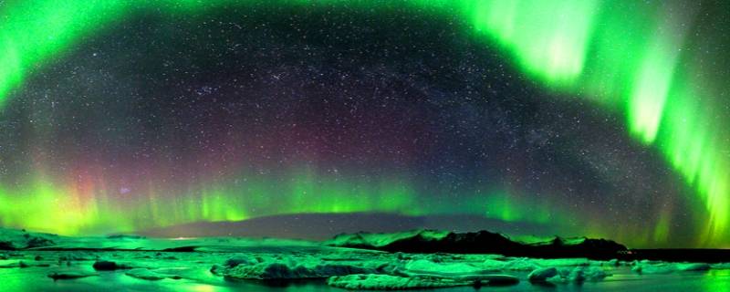 南北极的高空经常出现什么 南北极的高空经常出现什么自然现象