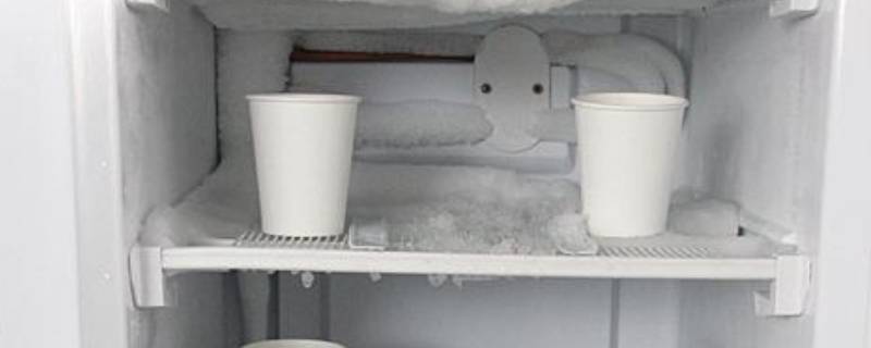 热水可以放进冰箱吗（刚烧开的热水可以放进冰箱吗）