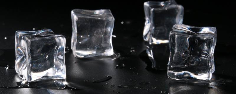 如何冻出透明的冰块 怎么才能冻出透明的冰块