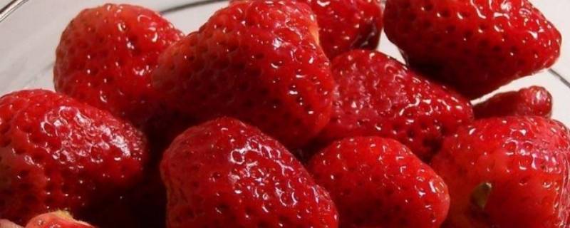草莓能做什么简单美食 草莓能做什么美食
