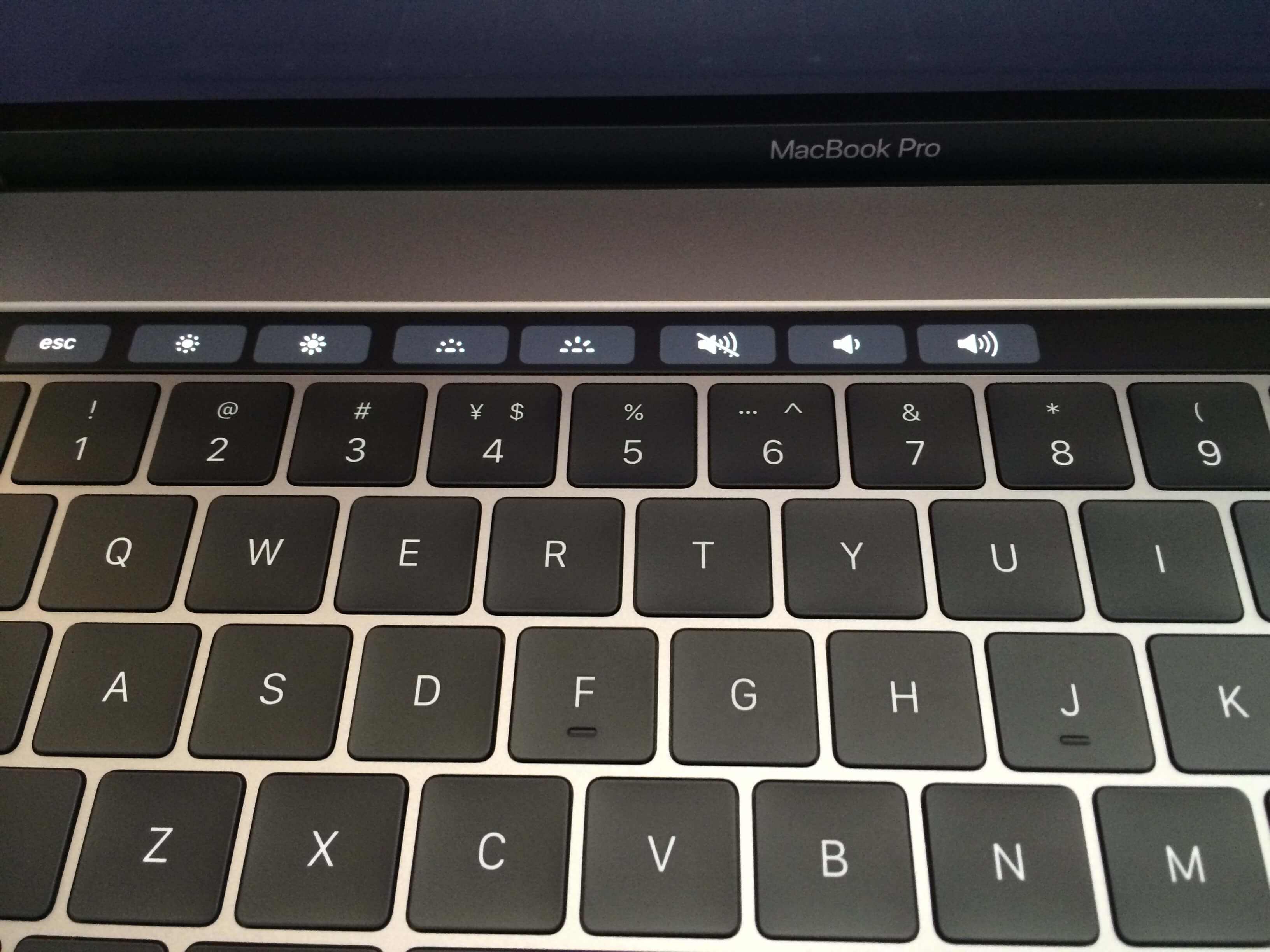 macbookpro怎么显示歌词在键盘（macbookair歌词怎么显示在键盘上）