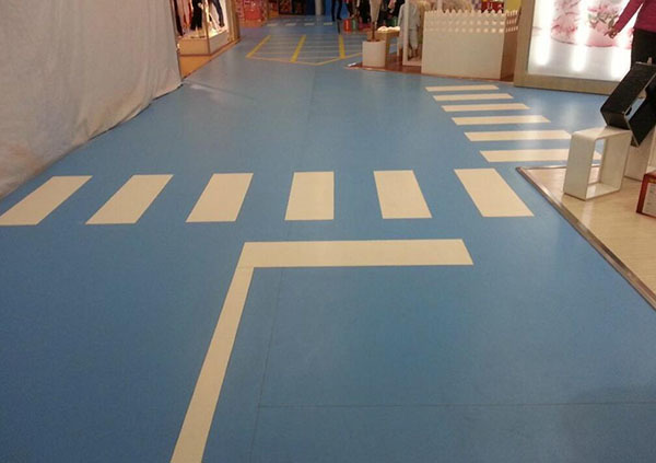 地板胶使用方法 地板胶使用方法视频教程